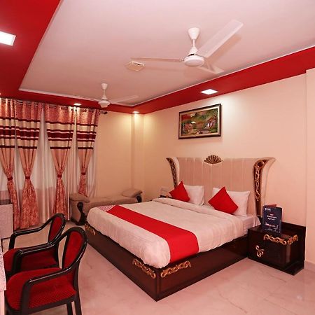 Oyo 23495 Hotel The Park Juhi Bari Bagian luar foto