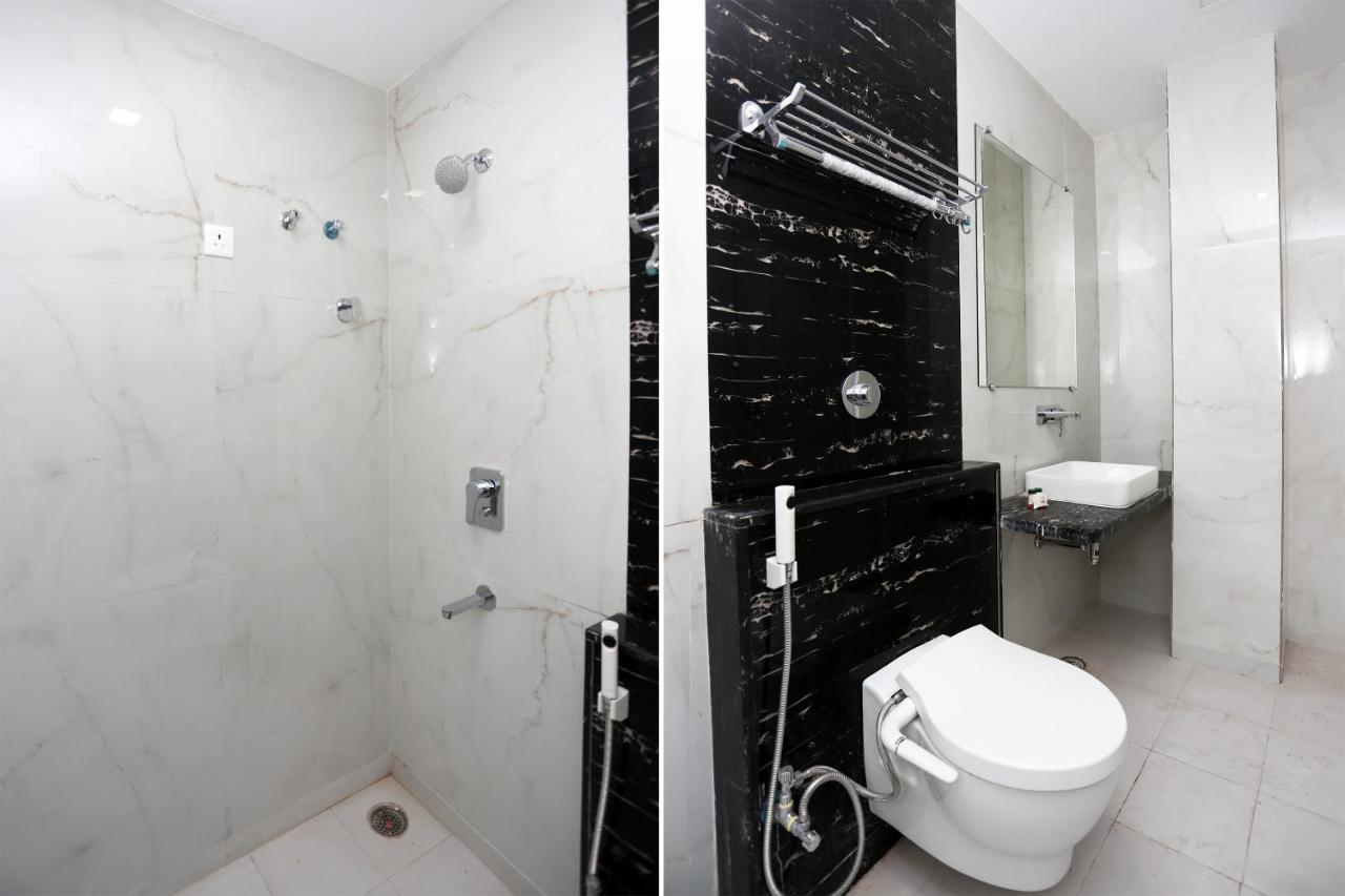 Oyo 23495 Hotel The Park Juhi Bari Bagian luar foto
