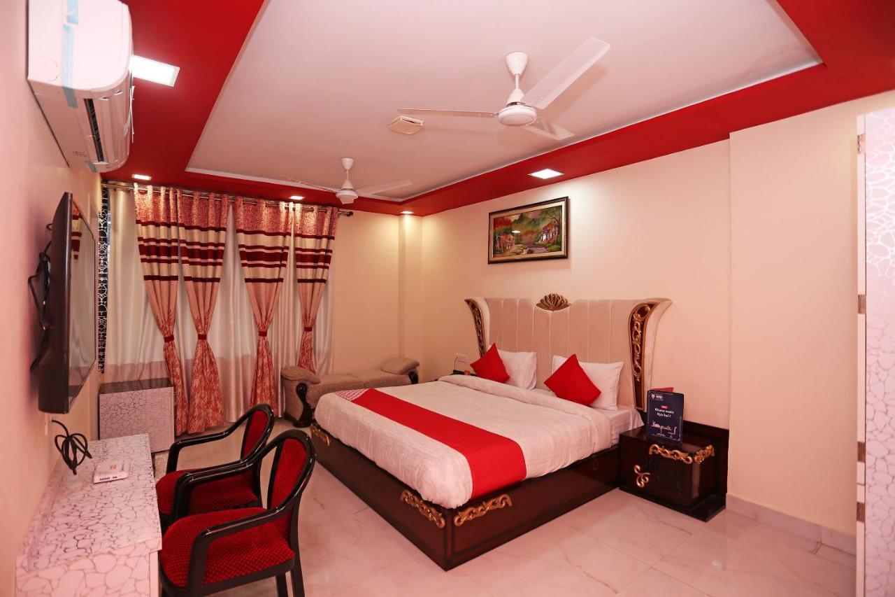 Oyo 23495 Hotel The Park Juhi Bari Bagian luar foto